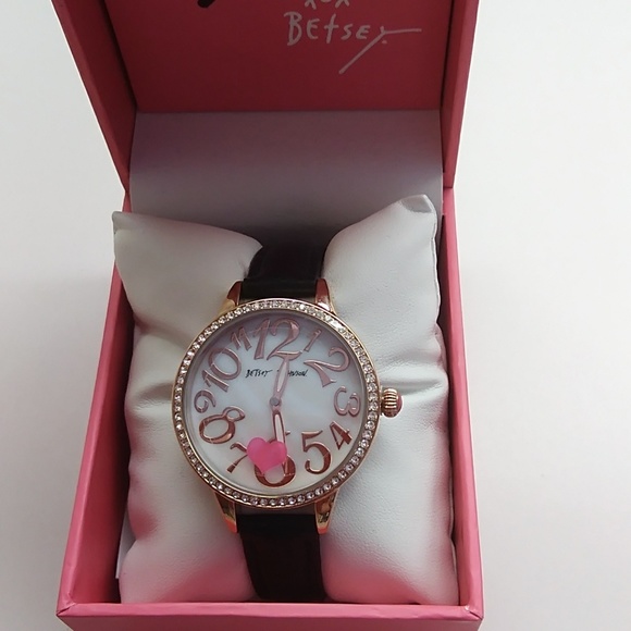 Betsey Johnson New Gold and Black Watch - Picture 1 of 3